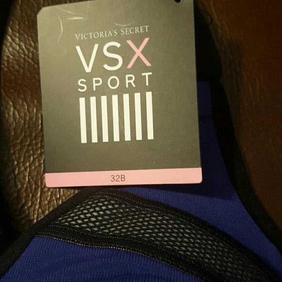 Sports bra - Picture 2 of 4